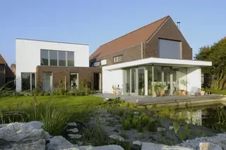 Wittmunder Klinker - Sortierung Haus M - Sehnde-Rethmar - Garten mit Teich