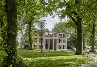 Verwaltungsgebäude Landkreis Friesland Jever - Wittmunder Klinker Sortierung 139 - Aus der Ferne