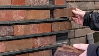 Handsortierung von Klinker