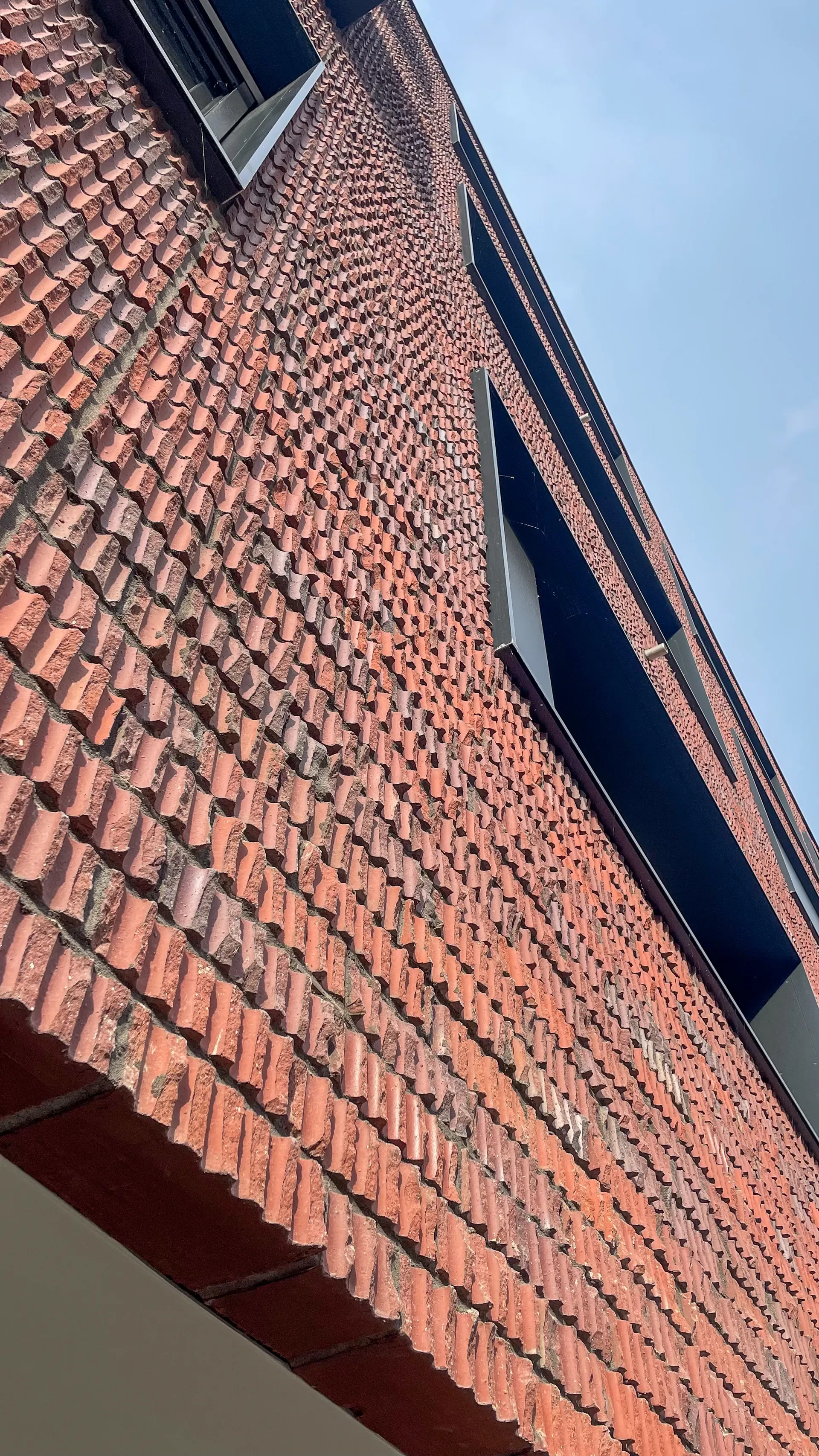 gebrochene Klinker Zollhafen Mainz